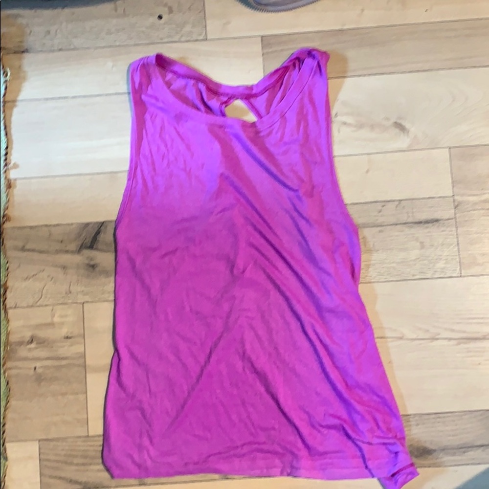 Beyond Yoga Twist Open Back Tank